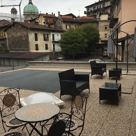 Residenza Intra Maggiore Ξενοδοχείο με διαμερίσματα Βερμπάνια