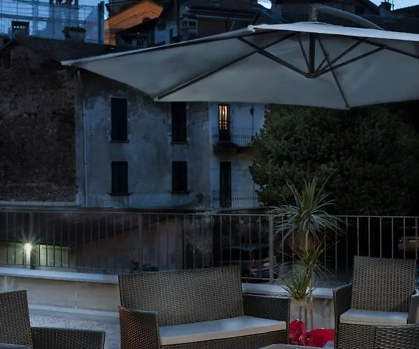 Ξενοδοχείο με διαμερίσματα Residenza Intra Maggiore Βερμπάνια